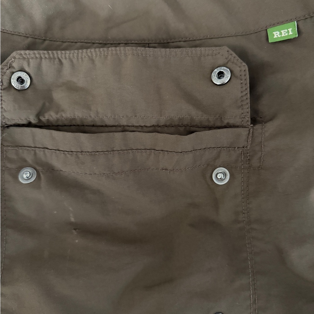 REI Cropped Hiking Pants - size 22- Brown Quick Dry Nylon UPF 50 - Picture 7 of 13